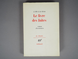Vente aux enchères LE CLEZIO (J.M.G). Le livre des fuites. Paris, Gallimard "Le chemin". 