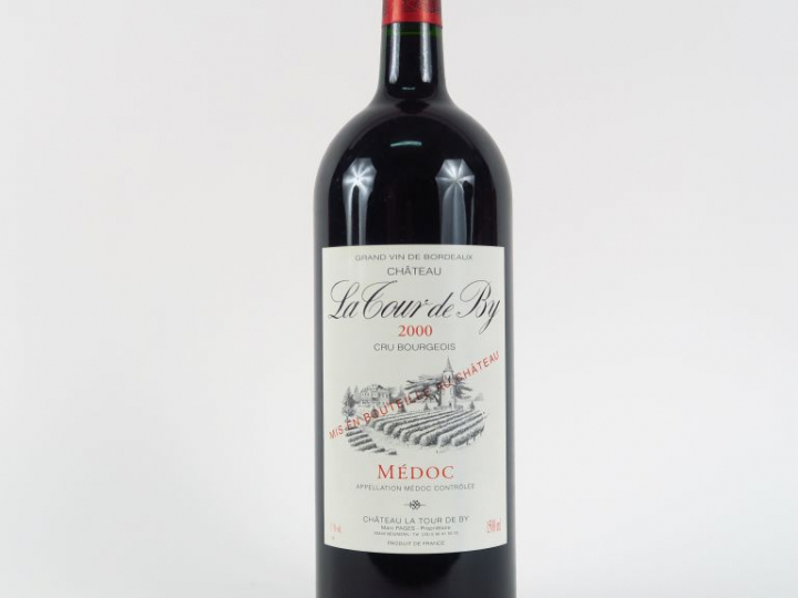 1 MAGNUM CHÂTEAU LA TOUR DE BY CB MEDOC - 2000