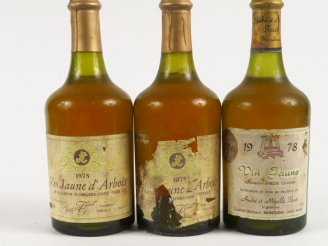 Vente aux enchères 3 BOUTEILLES VIN JAUNE J.L. TISSOT - 1978 - EA