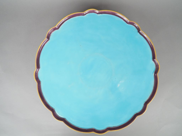 Centre de table Napoléon III en céramique de Minton, de couleur moutar