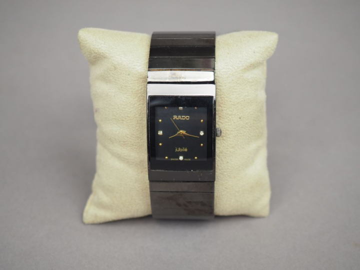 RADO.  Montre bracelet, modèle "Jubilé" hogh tech ceramics, cadran noi