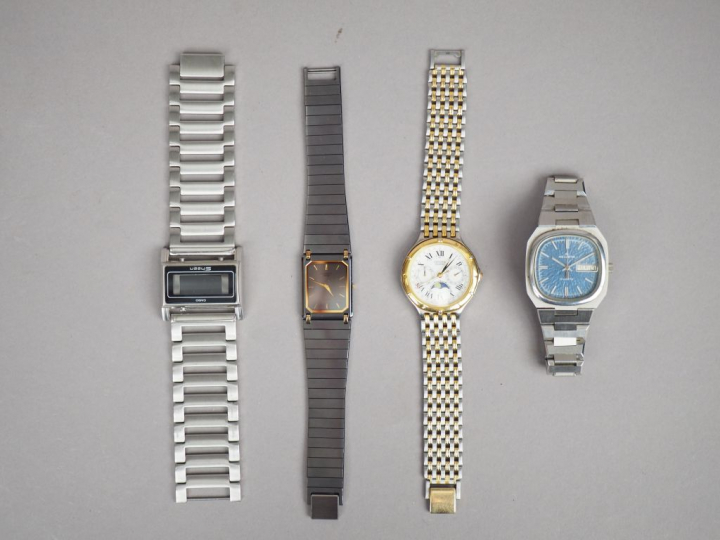 Ensemble de quatre montres, comprenant :  - SEIKO.  Montre, modèle Las