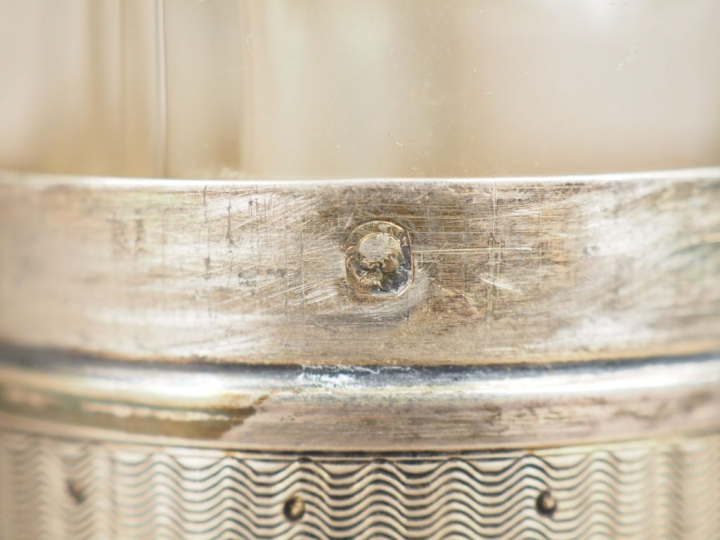 Nécessaire à parfum Napoléon III de style Louis XVI en cristal et arge