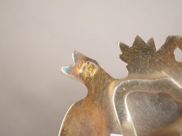 Paire de porte-menus de style Louis XVI en argent, poinçon Minerve, à 