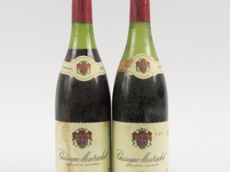 Vente aux enchères 2 BOUTEILLES CHASSAGNE MONTRACHET E. MORILLON - 1982 - 4 CM/6 CM/1 CAP