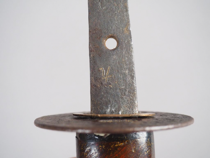 Wakizashi à lame à shinogi-zukuri, gunome hamon, nakago suriage à un m