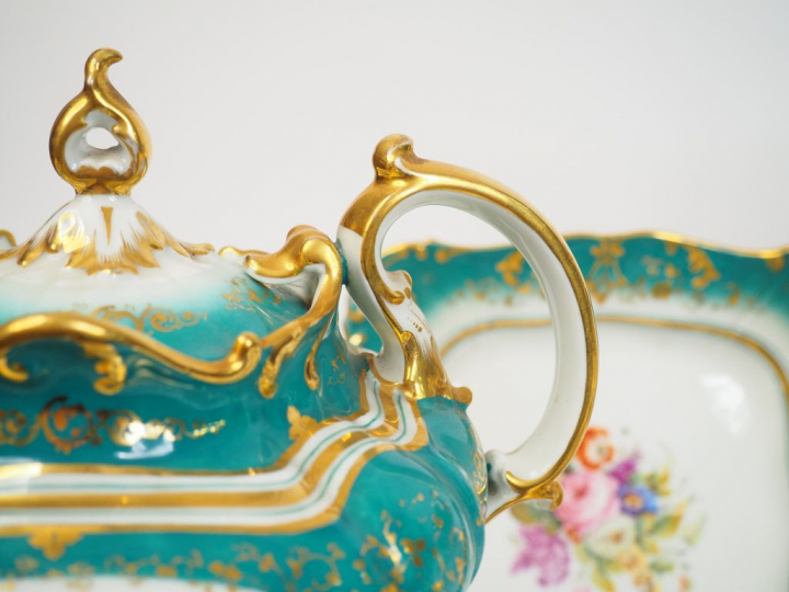 Service à thé et à café Louis-Philippe en porcelaine de Paris, à décor