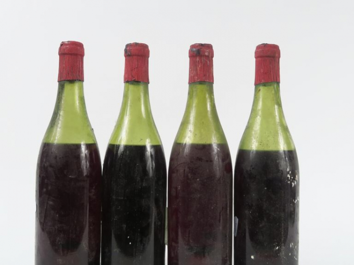 4 BOUTEILLES BOURGOGNE - DE 8 à 9 CM