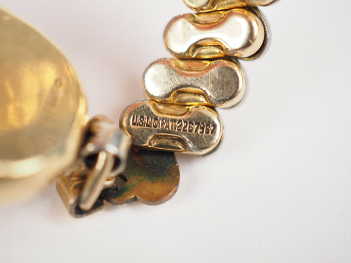 RUBEN. Montre bracelet de dame, boitier en or jaune 14K. Cadran sertie