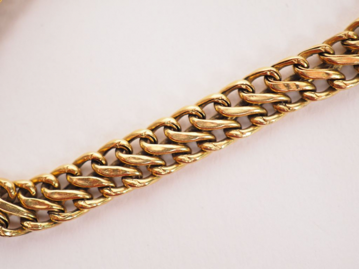 Bracelet en or jaune, maille souple.  Long. 15,5 cm Poids. 5,76 g