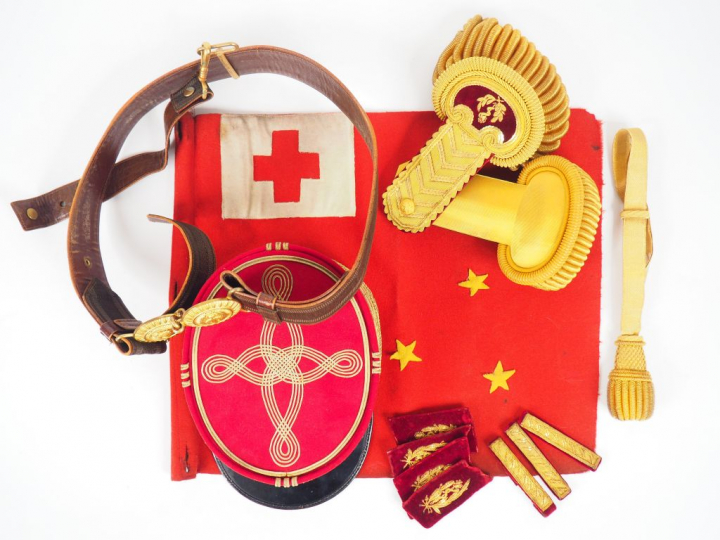 Bel ensemble relatif à la carrière d’un inspecteur médecin général, on