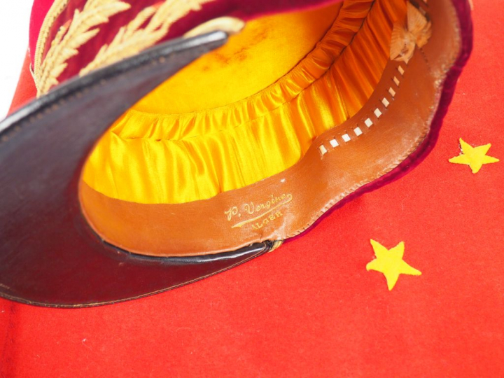 Bel ensemble relatif à la carrière d’un inspecteur médecin général, on