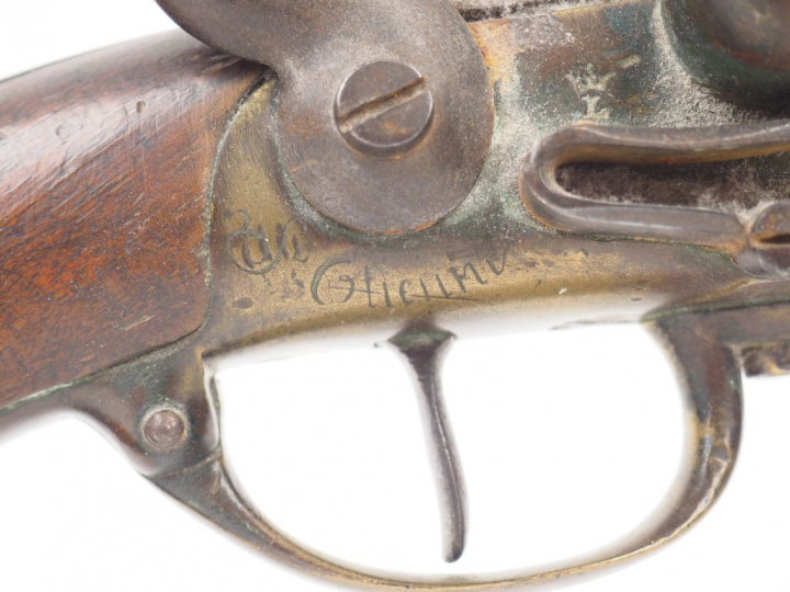 Pistolet à silex à coffre réglementaire français modèle 1777 de la man