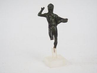 Vente aux enchères Statuette en bronze d’Héraclès/Hercule vêtu de la peau du lion de Némé