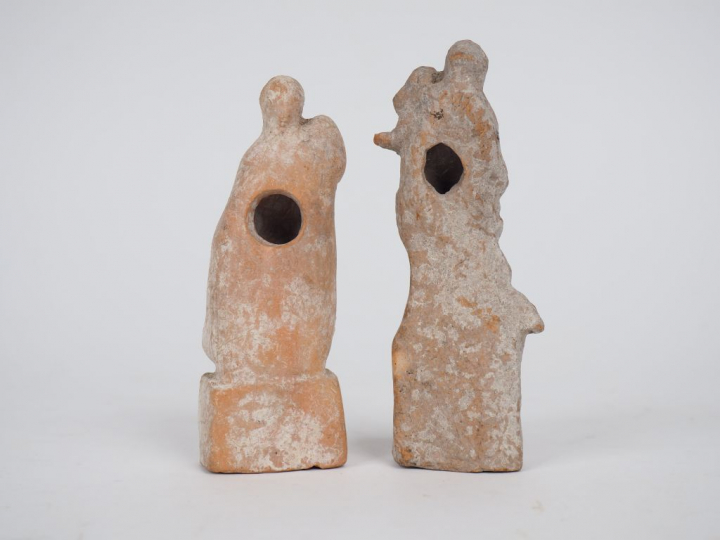 Deux figurines d’Aphrodite en terre cuite. Bassin Méditerranéen. Pério