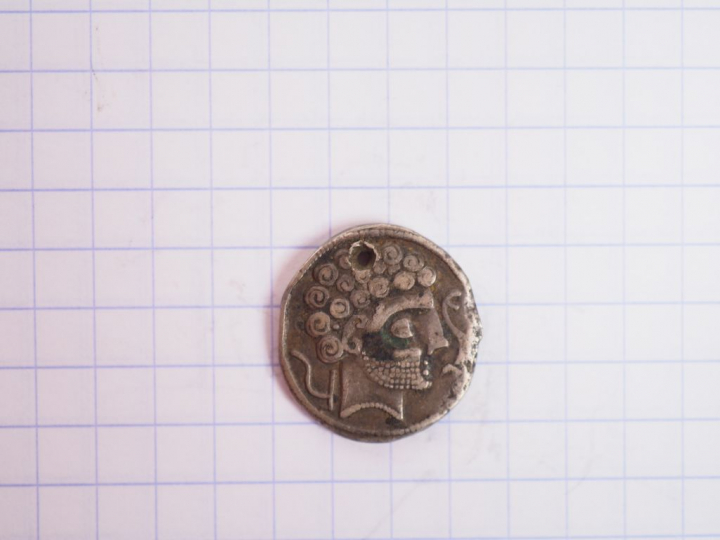 Celtibères. Saguntum. Drachme d’argent. 204-154 av. J.-C. A/ Tête bouc