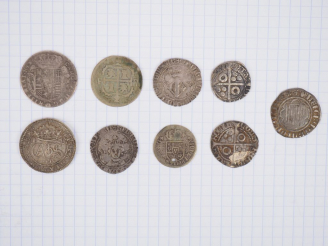 Vente aux enchères Lot de 9 monnaies espagnoles en argent (dont Alphonse IV et Charles II