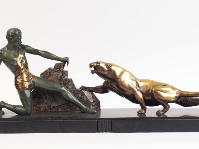 BRAULT "Fauve attaquant un jeune homme". Sculpture en bronze polychrom
