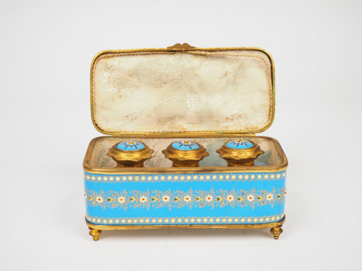 Cave à odeurs Napoléon III en cristal, émail bleu et métal doré à déco