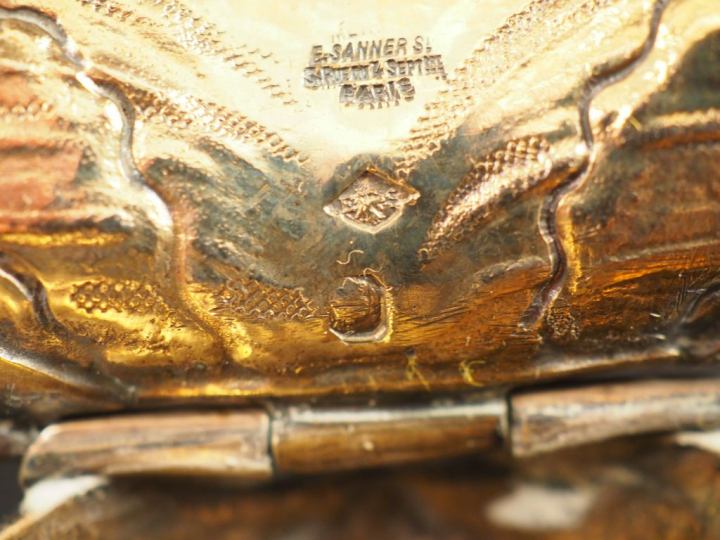 Aiguière de style rocaille en argent, poinçon Minerve et cristal, à dé