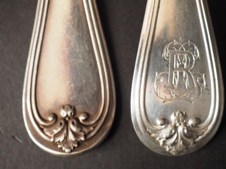 Trois grands couverts et une louche en argent, poinçon Minerve, modèle