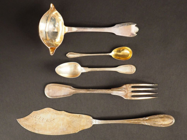 CARDHEILAC Cuillère à sauce en argent, poinçon Minerve.  Long. 17,5 cm