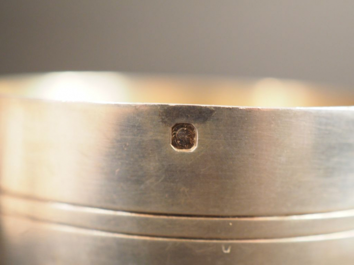 Couvert et timbale de naissance en argent, poinçon Minerve, modèle à d