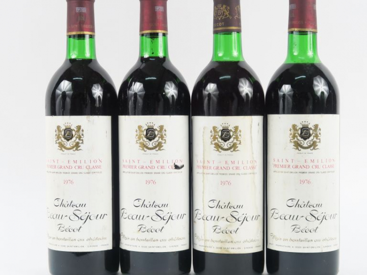 4 BOUTEILLES CHÂTEAU BEAU SÉJOUR BÉCOT 1er GCC ST EMILION - 1976 - 3 B