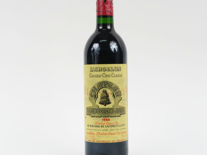 1 BOUTEILLE CHÂTEAU L'ANGELUS GC ST EMILION - 1988