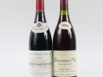 Vente aux enchères 2 BOUTEILLES : 1 POMMARD 1er CRU 'CLOS MICAULT' J. VOILLOT 1996 - 1 BE