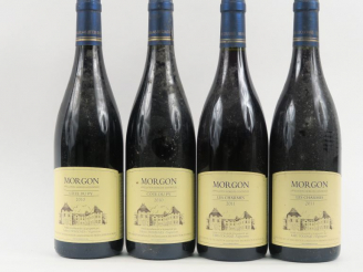 Vente aux enchères 4 BOUTEILLES MORGON : 2 'CÔTE DU PY' F. DESVIGNES 2010 - 2 'LES CHARME
