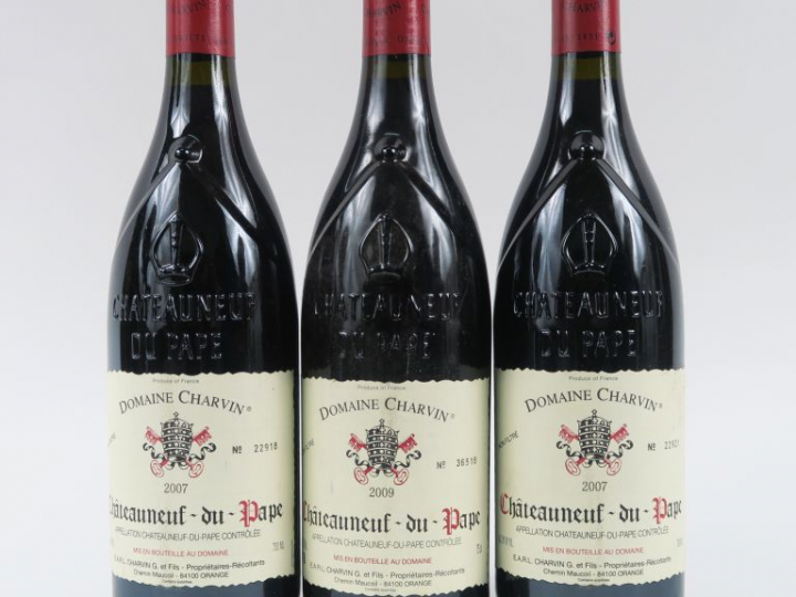 3 BOUTEILLES CHÂTEAUNEUF DU PAPE DOMAINE CHARVIN -1 de 2007/1 de 2009