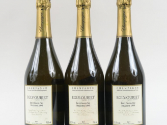 Vente aux enchères 3 BOUTEILLES CHAMPAGNE EGLY OURIET GC - 1996 - PASSAGE EN CAVE : 85 MO