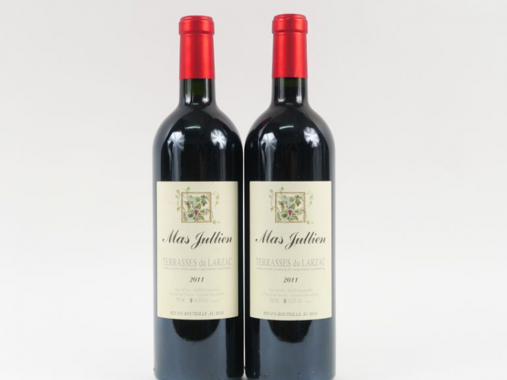2 BOUTEILLES TERRASSES DU LARZAC MAS JULLIEN - 2011