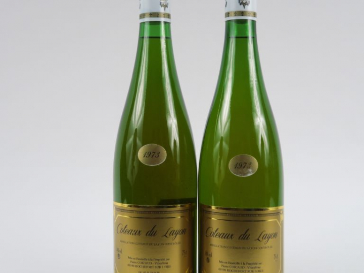 2 BOUTEILLES COTEAUX DU LAYON P. COICAUD - 1973