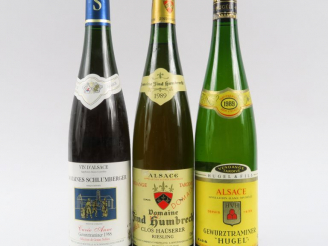 Vente aux enchères 3 BOUTEILLES : 1 GEWURZTRAMINER 'VENDANGES TARDIVES' HUGEL 1989 - 1 GE