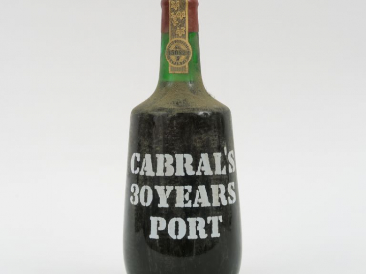 1 BOUTEILLE PORTO CABRAL '30 ANS' - MISE : 1979