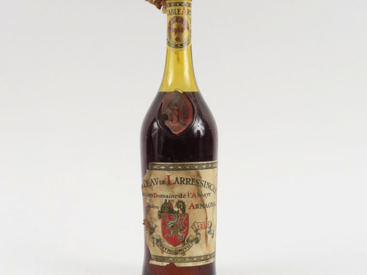 1 BOUTEILLE ARMAGNAC CHÂTEAU DE LARRESSINGLE - 1900 - EA