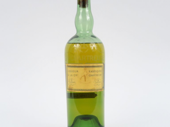 1 BOUTEILLE CHARTREUSE JAUNE - PÉRIODE 1941/1951