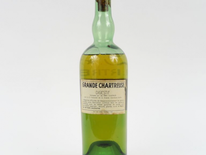 1 BOUTEILLE CHARTREUSE JAUNE - PÉRIODE 1941/1951