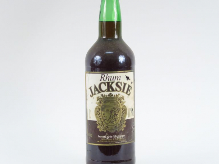 1 BOUTEILLE RHUM JACKSIE