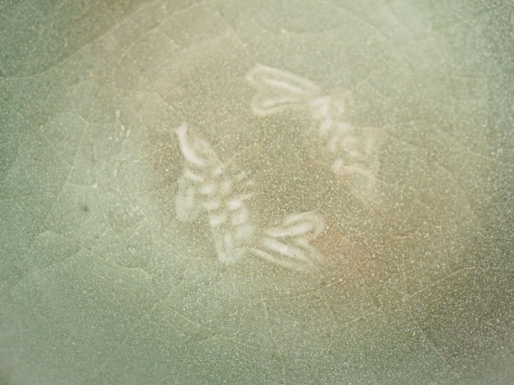 Ensemble de dix coupes céladon, famille verte ou bleu blanc. Chine du 
