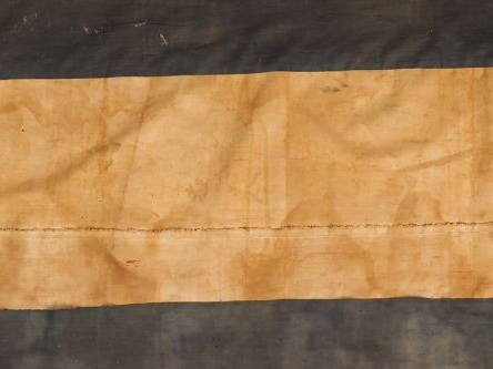 Thangka verticale étroite, peinte en polychromie sur toile de trois fi