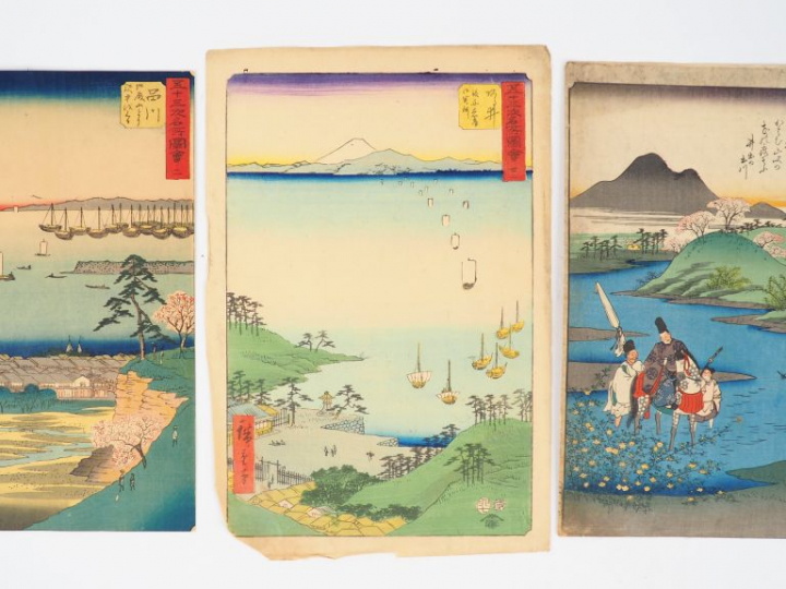 HIROSHIGE (1797-1858) Trois estampes oban tate-e, dont deux  de la sér