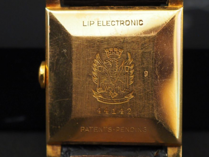 LIP Montre, modèle Midas boitier or.