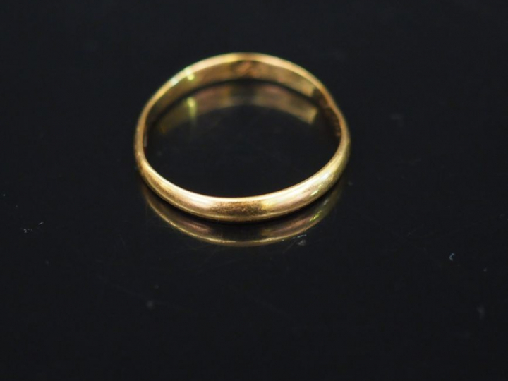 Alliance en or jaune. Poids. 1,69 g