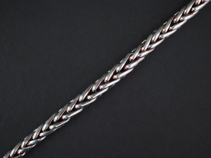 Collier en argent, maille palmier.  Long. 44 cm Poids. 69 g