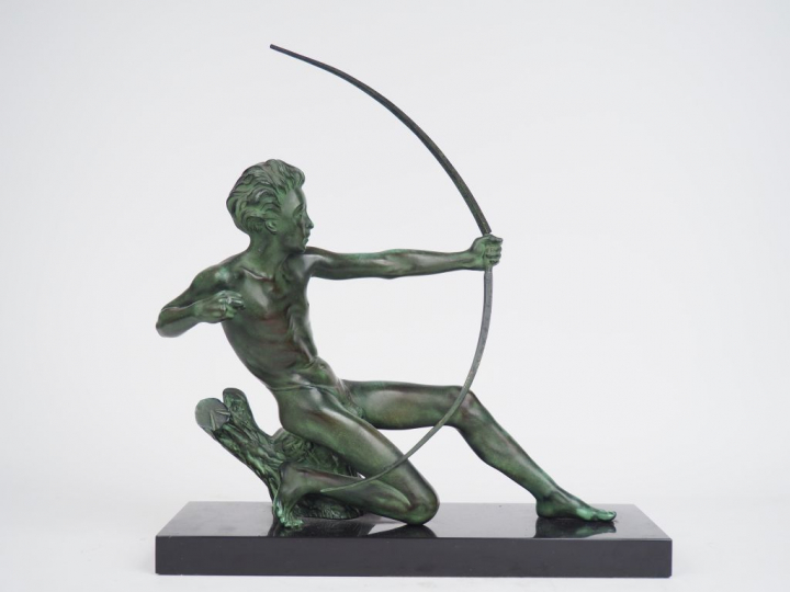 Ecole française XXème "Héraclès" Sculpture en bronze à patine verte. S
