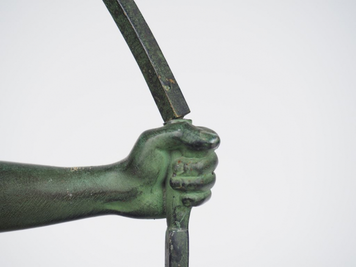 Ecole française XXème "Héraclès" Sculpture en bronze à patine verte. S