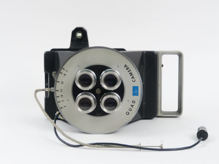 POLAROÏD Identité QUAD CAMERA AVANT à quatre objectifs.